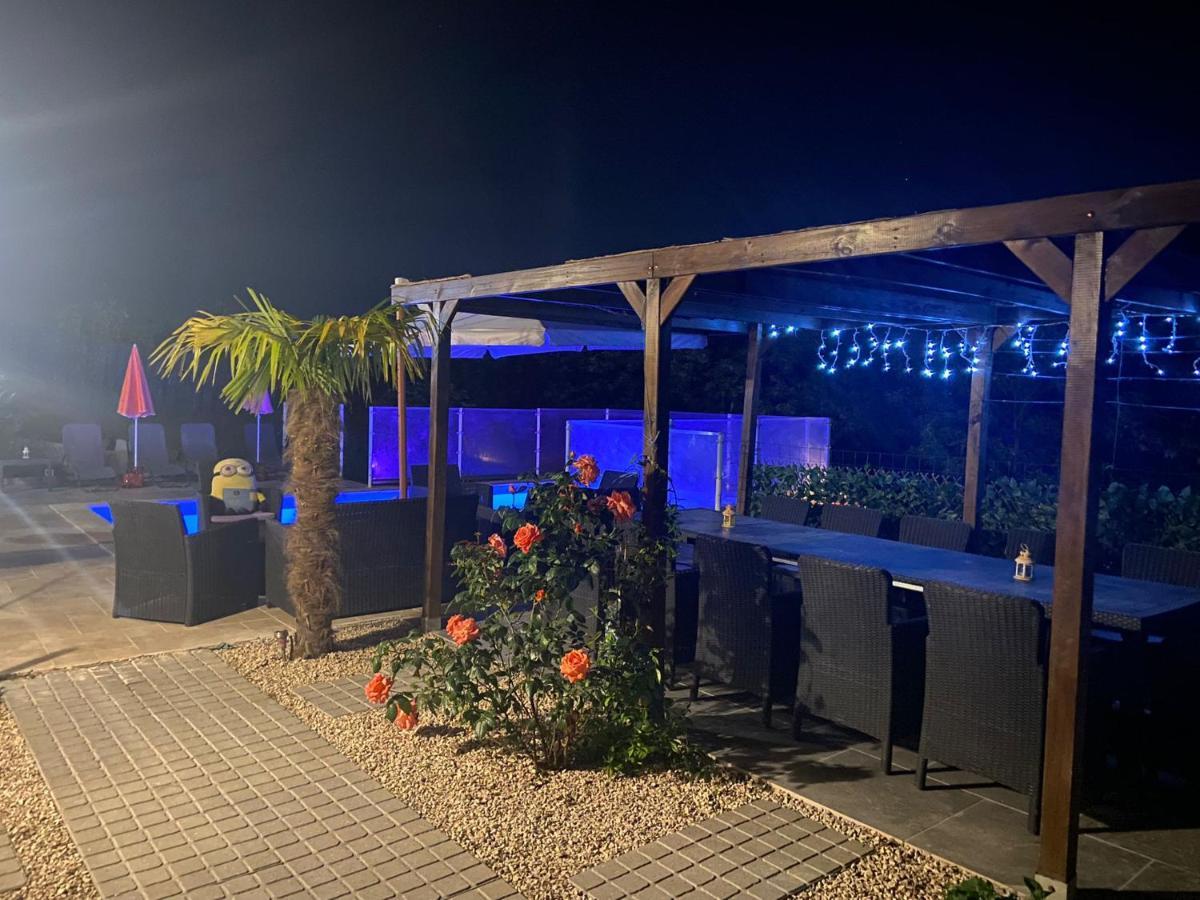 Magnifique Villa Avec Piscine Beaujolais Gleizé Εξωτερικό φωτογραφία